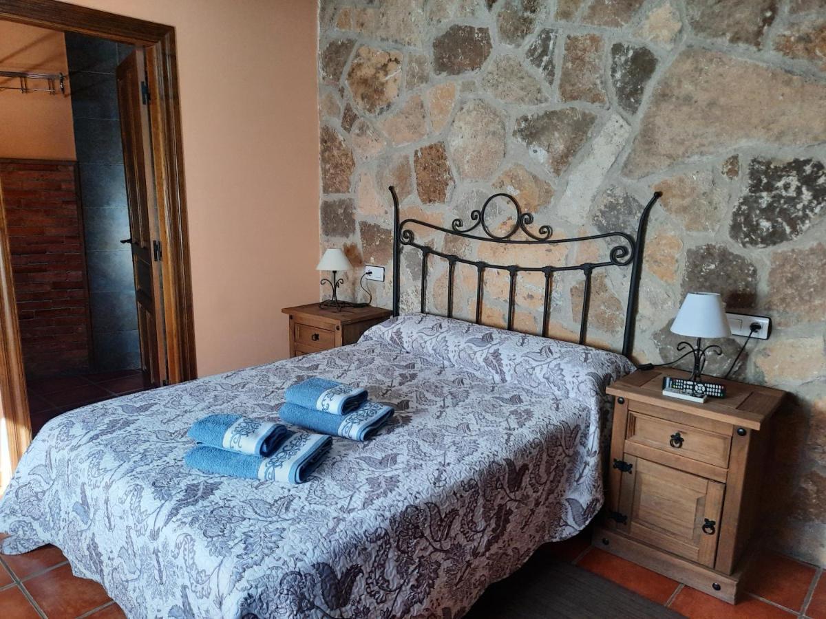 Casa Rural El Cano De Abajo 알데아누에바 델 카미노 외부 사진